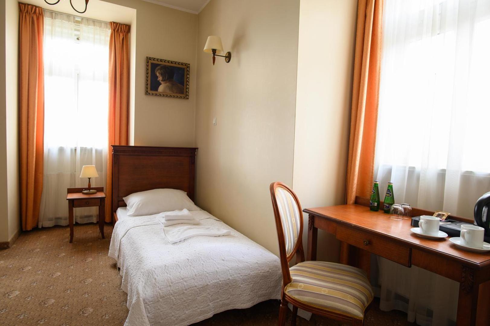 Zespół Pałacowo-parkowy W Ostromecku Bed and breakfast