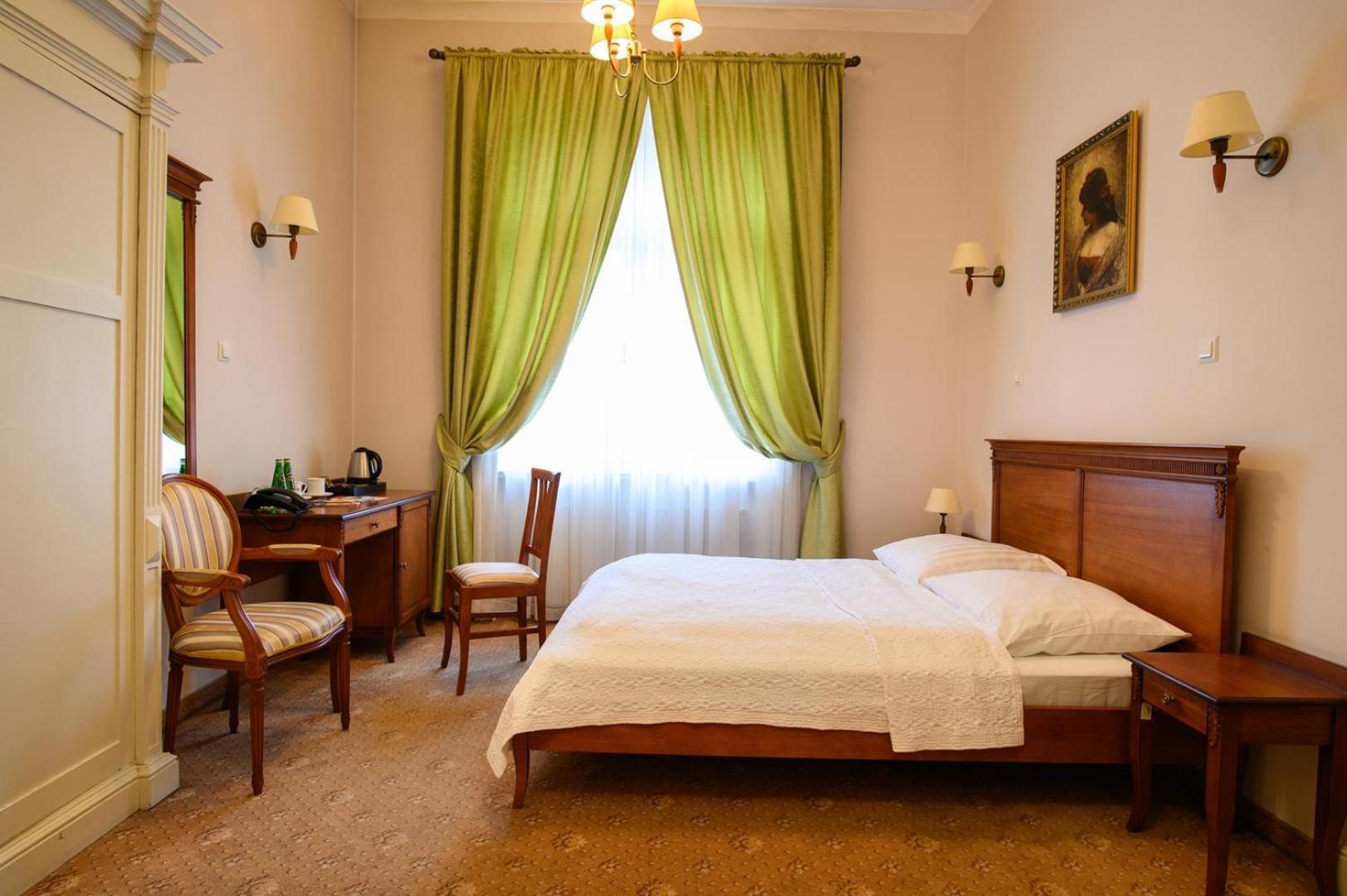 Zespół Pałacowo-parkowy W Ostromecku Bed and breakfast Ostromecko